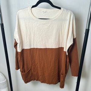 Tea N Rose Colorblock Two Tone Sweater Size M/L